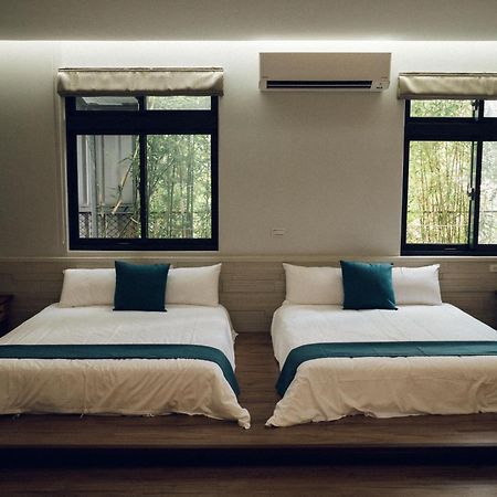蘊慢築 茶花藝主題民宿 Yun Man Zhu Homestay Gongguan المظهر الخارجي الصورة